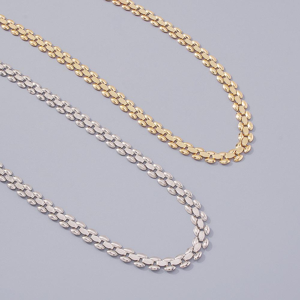 N9784 Ornament metal niche temperament single-layer necklace elegant literary fan geometric necklace female