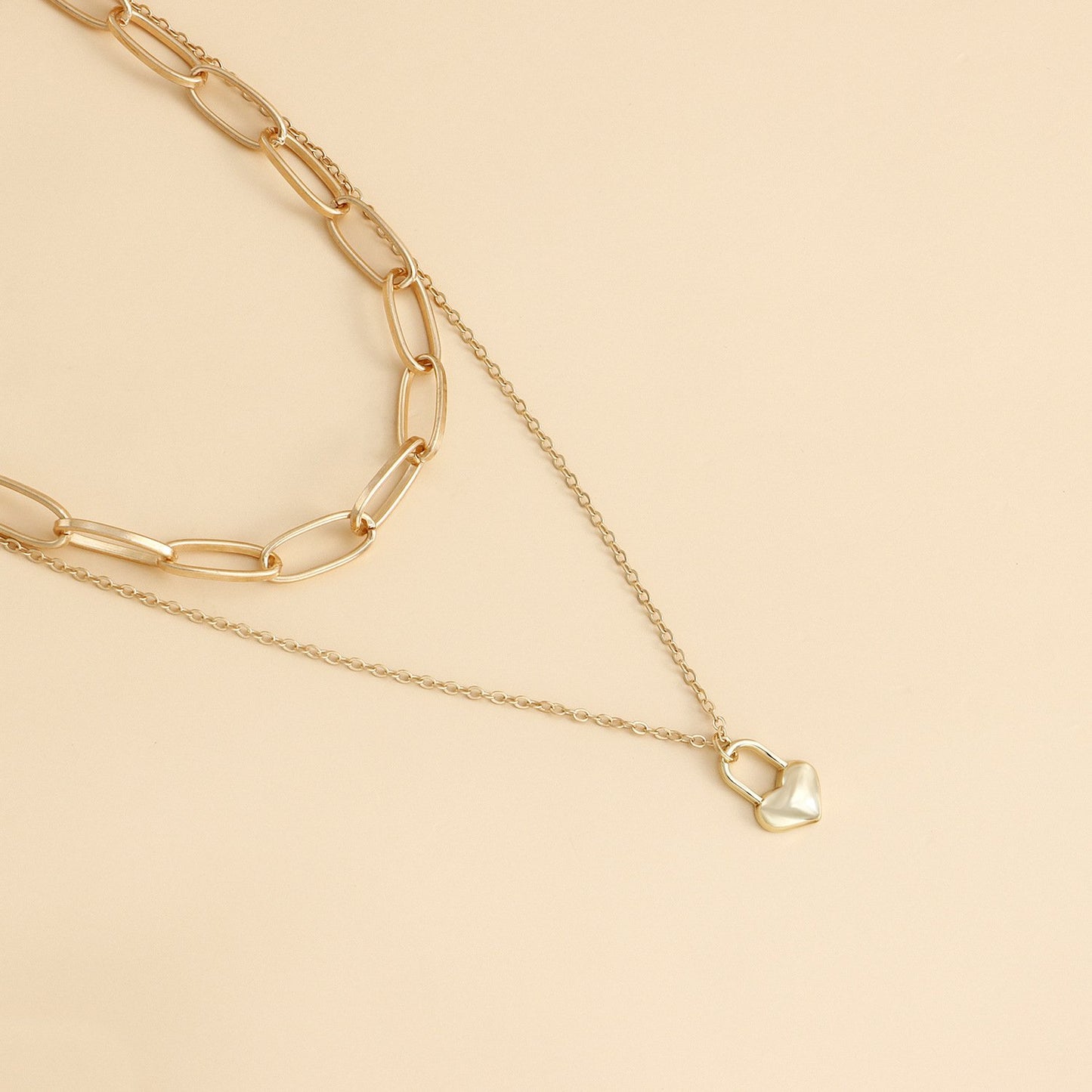 Jewelry Fashion Double Love Clavicle Chain Personality Necklace Women's Sweater Chain High-end Sense Necklace