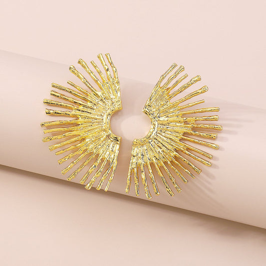 E1886 Retro Temperament Fan-shaped Earrings ZA Heavy Industry Metal Texture Fold Street Shoot Trendy Earrings Female