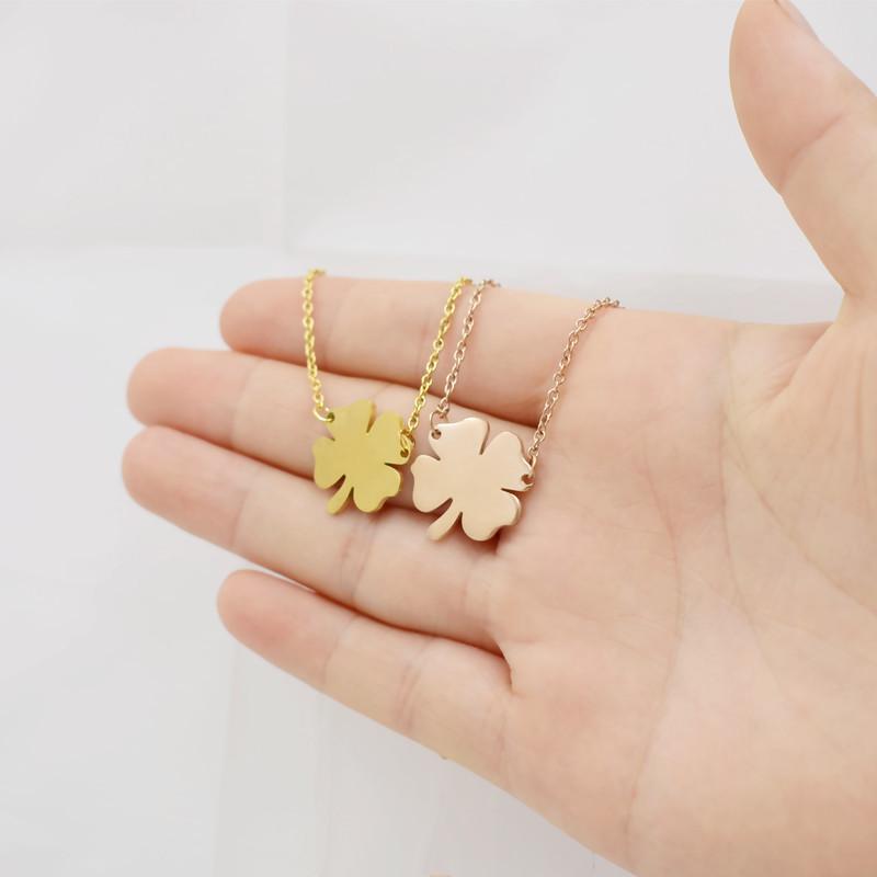 Fashion lucky four-leaf clover necklace female simple four-leaf clover collarbone chain titanium steel pendant