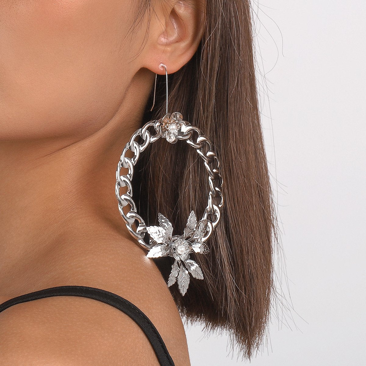 E1939 Punk Hip Hop Earrings Circle Hollow Chain Flower Earrings Geometric Personality Earrings