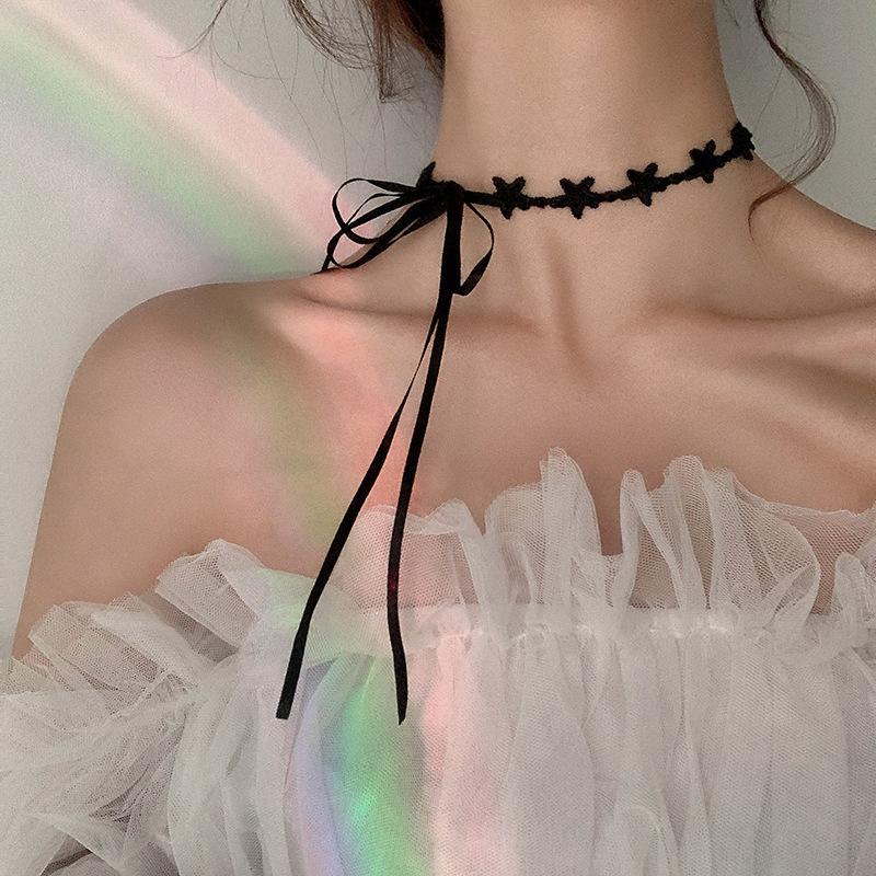 Black five-pointed star ribbon lace lace star necklace simple temperament girls necklace princess personality collarbone chain