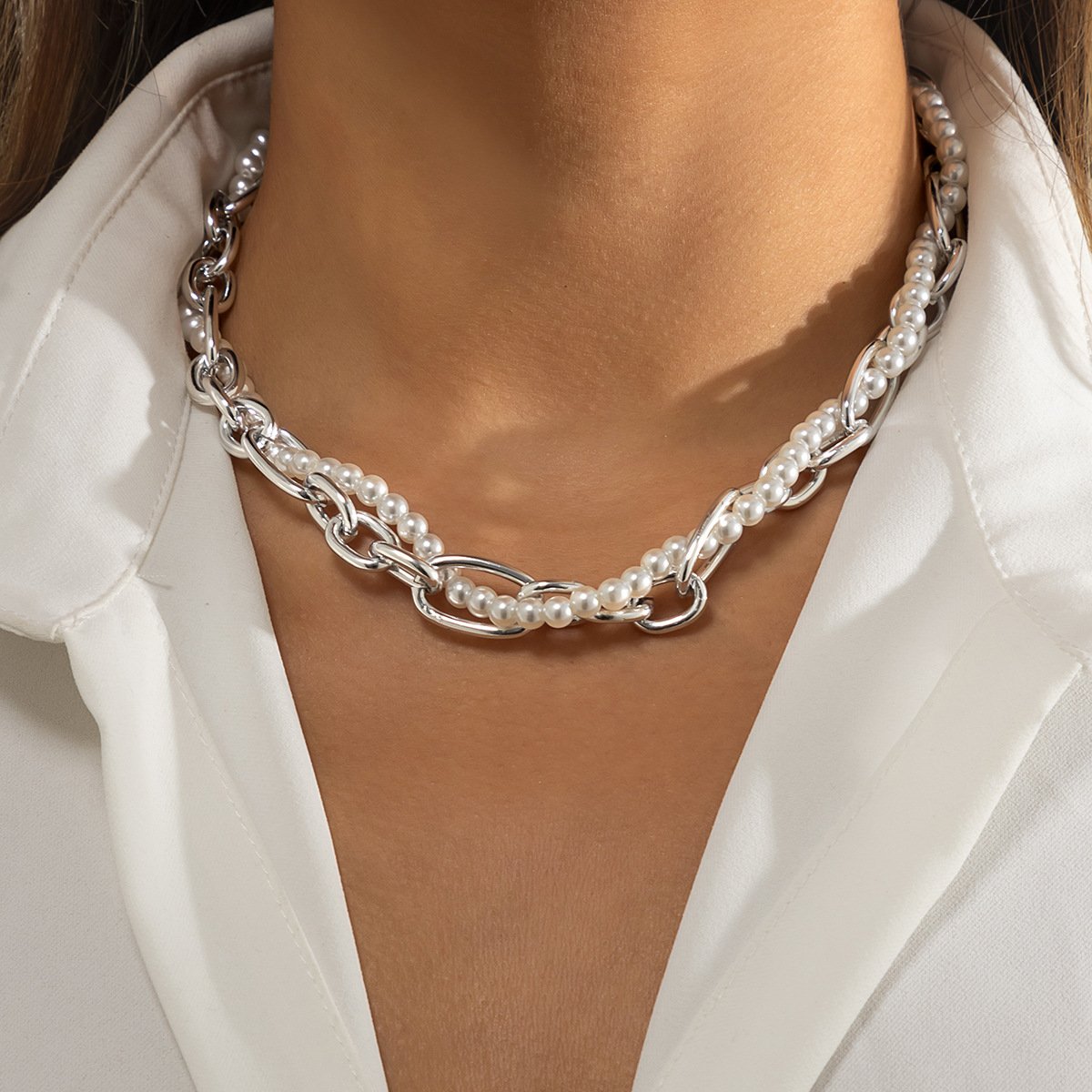 Jewelry Retro Personality Pearl Chain Wrapping Necklace Fashion Simple Geometric Clavicle Necklace Women