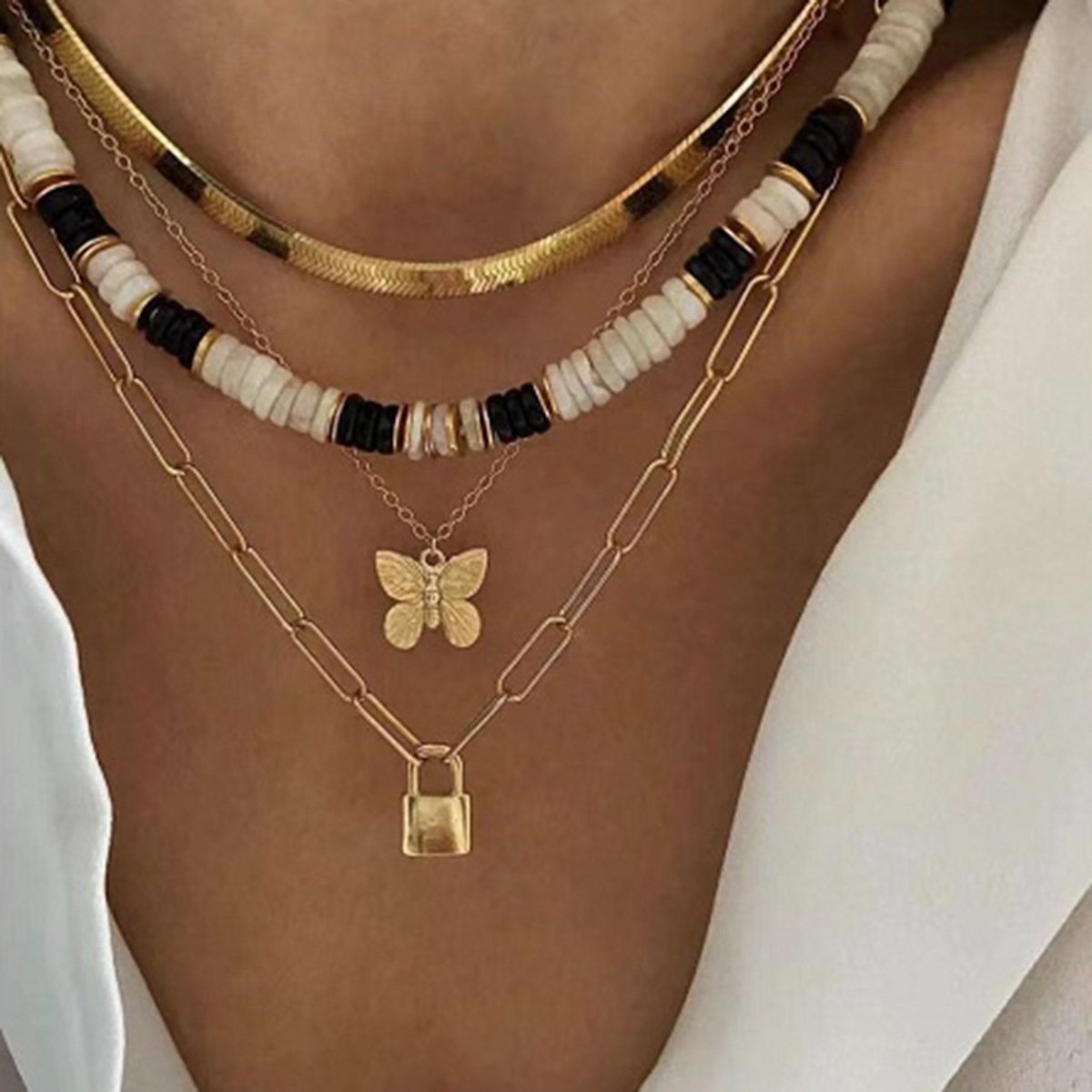 1652 Bohemian Ethnic Geometric Fashion Necklace Soft Pottery Lock Butterfly Necklace Exaggerated Punk Necklace