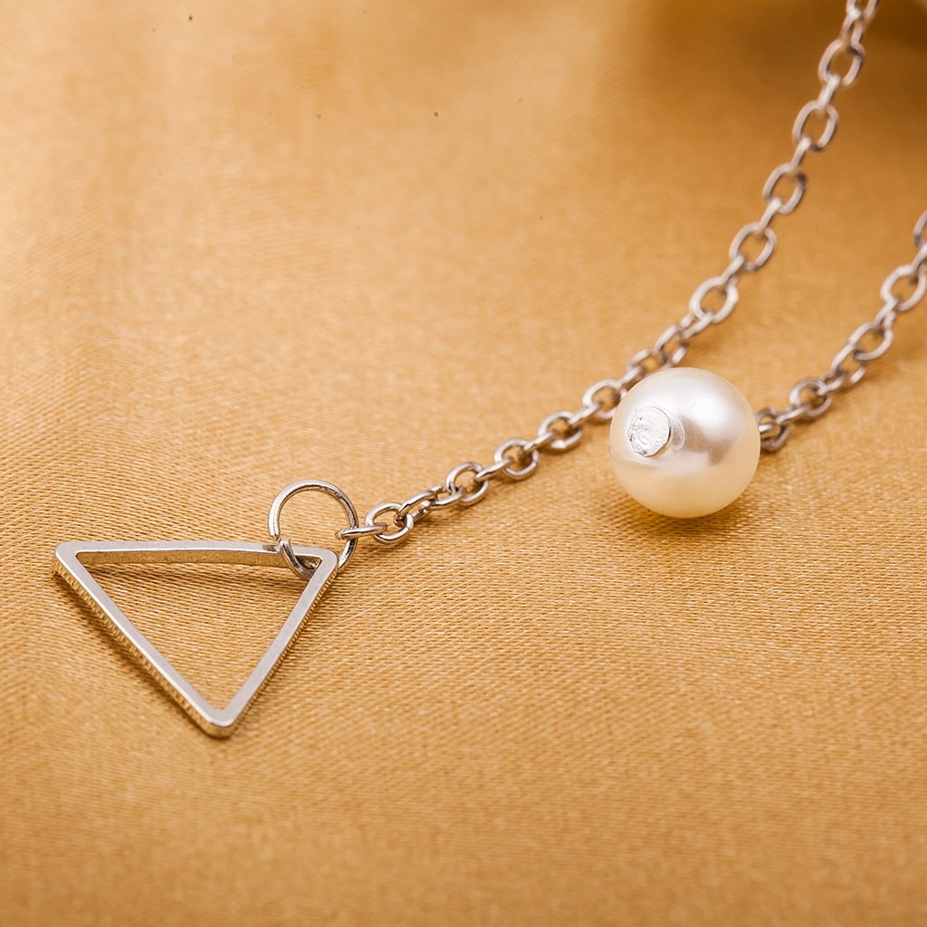 Jewelry Simple Hollow Triangle Adjustable Pearl Pendant Women's Necklace Clavicle Chain