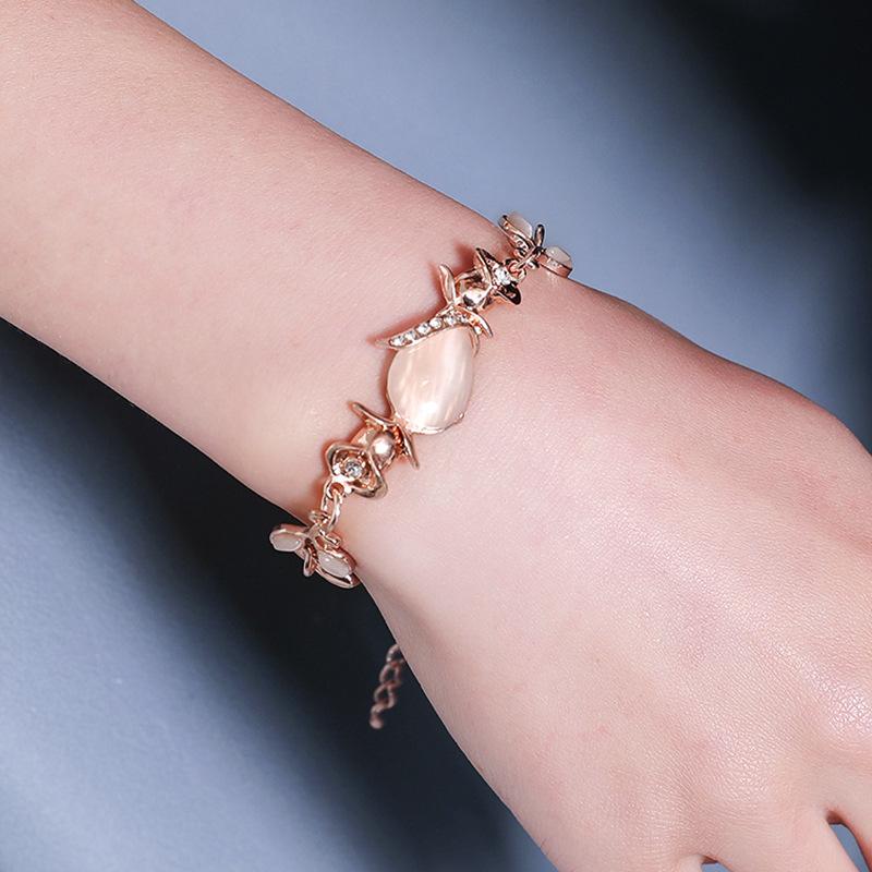 Creative Jewelry Trend Dazzling Opal Leaf Rose Gold Bracelet For Women