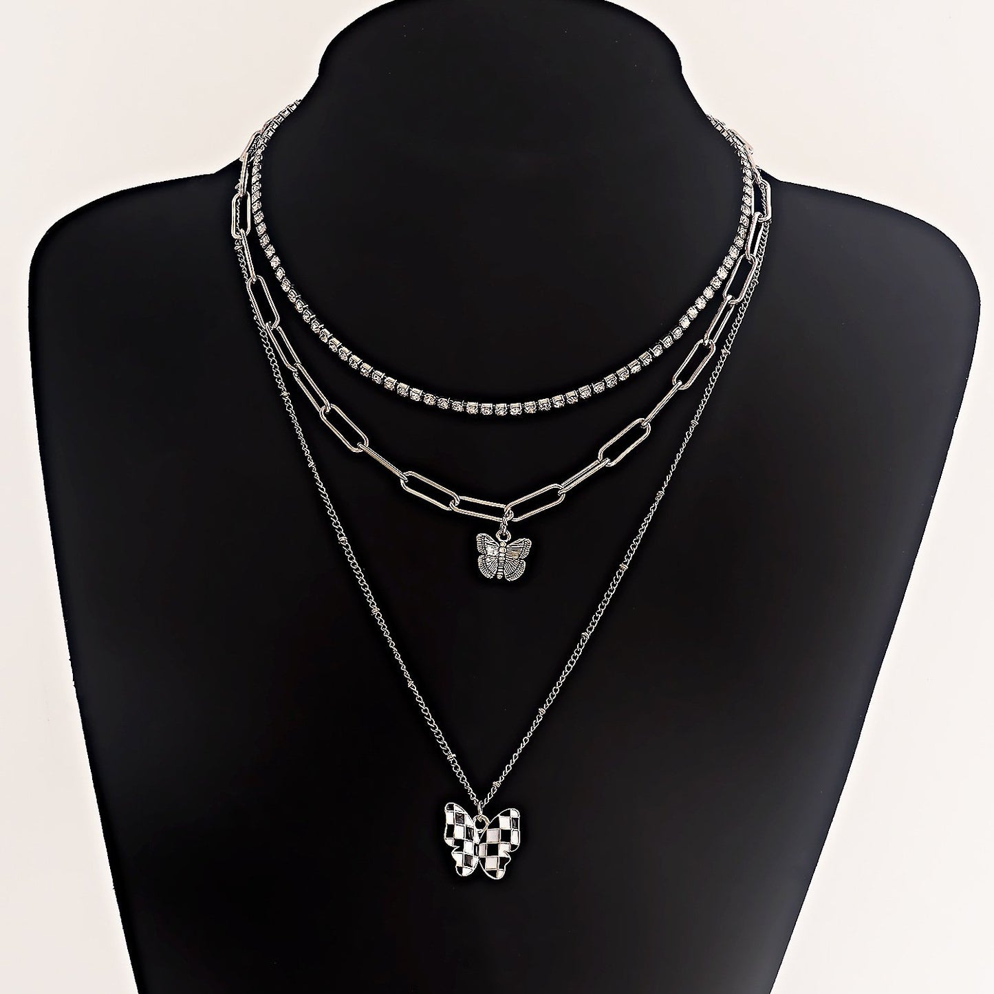 Jewelry Black and White Grid Butterfly Claw Drill Set Necklace Women's Street Shooting Exaggerated Butterfly Clavicle Chain Necklace