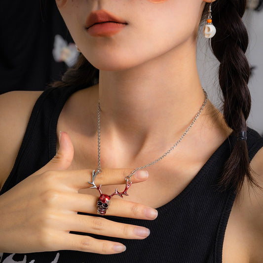 Jewelry Personality Retro Halloween Antlers Skull Necklace Punk Single Layer Pendant Necklace Female