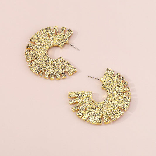 E194 Exaggerated metal C-shaped earrings ZA personality geometric heavy texture retro simple earrings