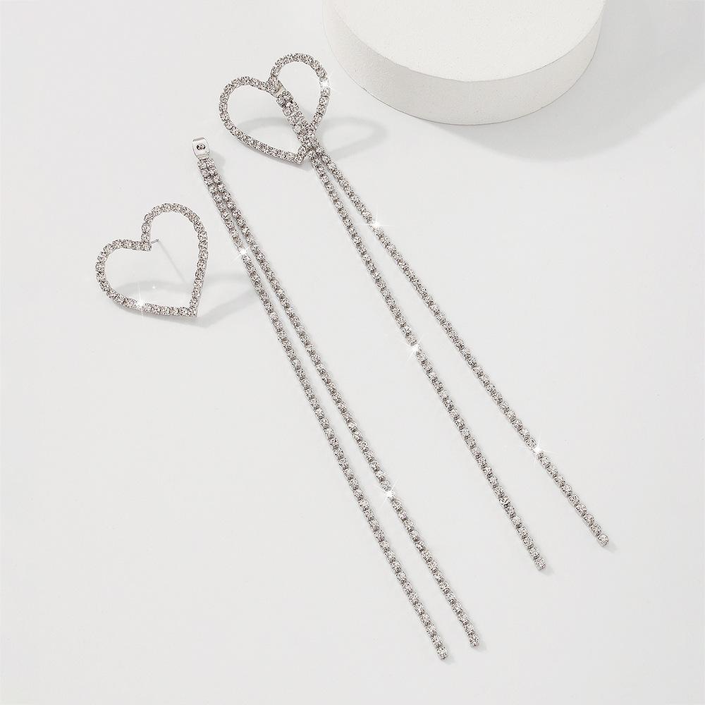 E991 Street Shoot Trendy Love Earrings Elegant Girl Heart Tassel Earrings Exaggerated Personality Long Earrings