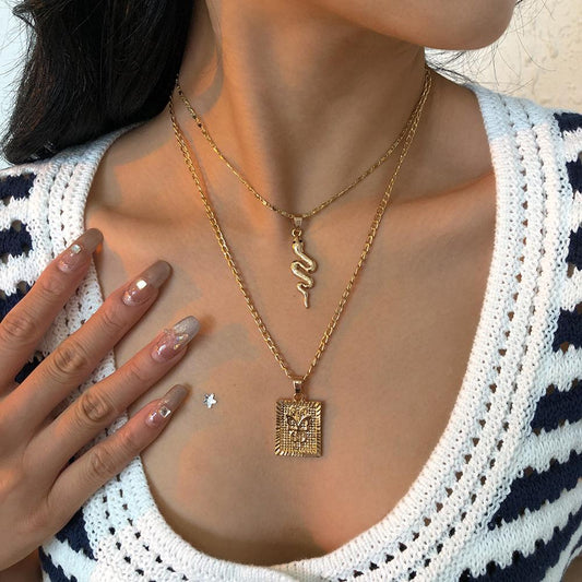 N9679 Popular Accessories Geometric Snake Element Square Necklace Simple Temperament Retro Necklace