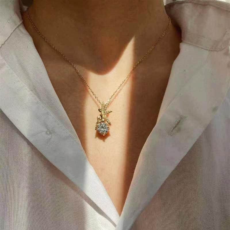 Ins guardian angel necklace fashion temperament micro-inlaid zircon elf clavicle chain niche design necklace