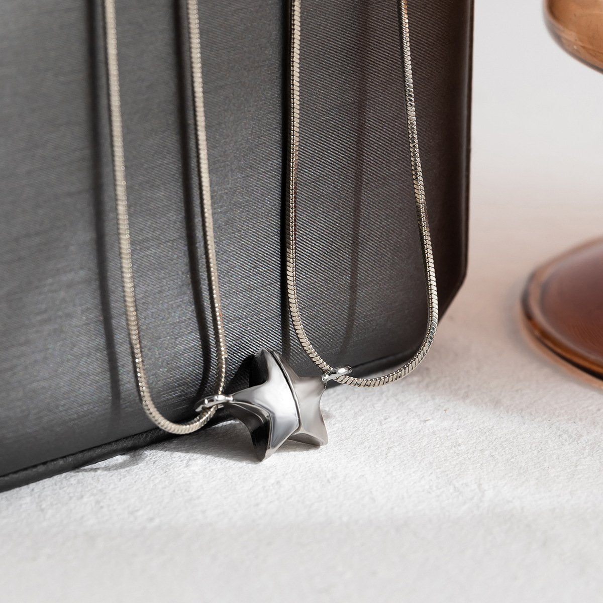 Jewelry Personality Snake Bone Chain Friendship Set Necklace Simple Magnetic Star Pendant Couple Necklace