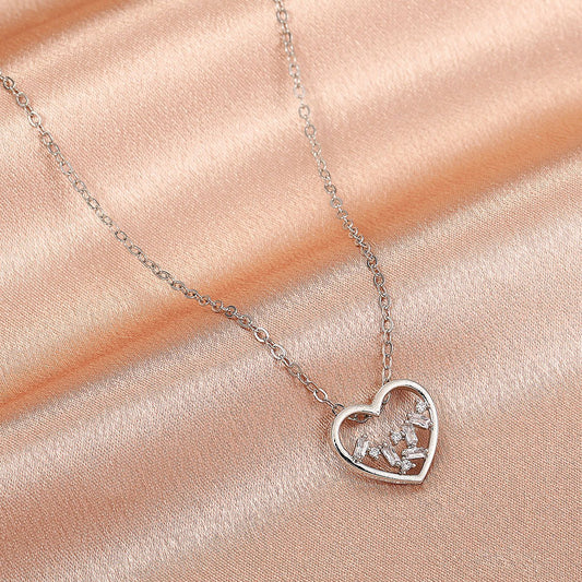 Ins simple zircon love pendant necklace retro fashion hollow peach heart collarbone chain temperament necklace female