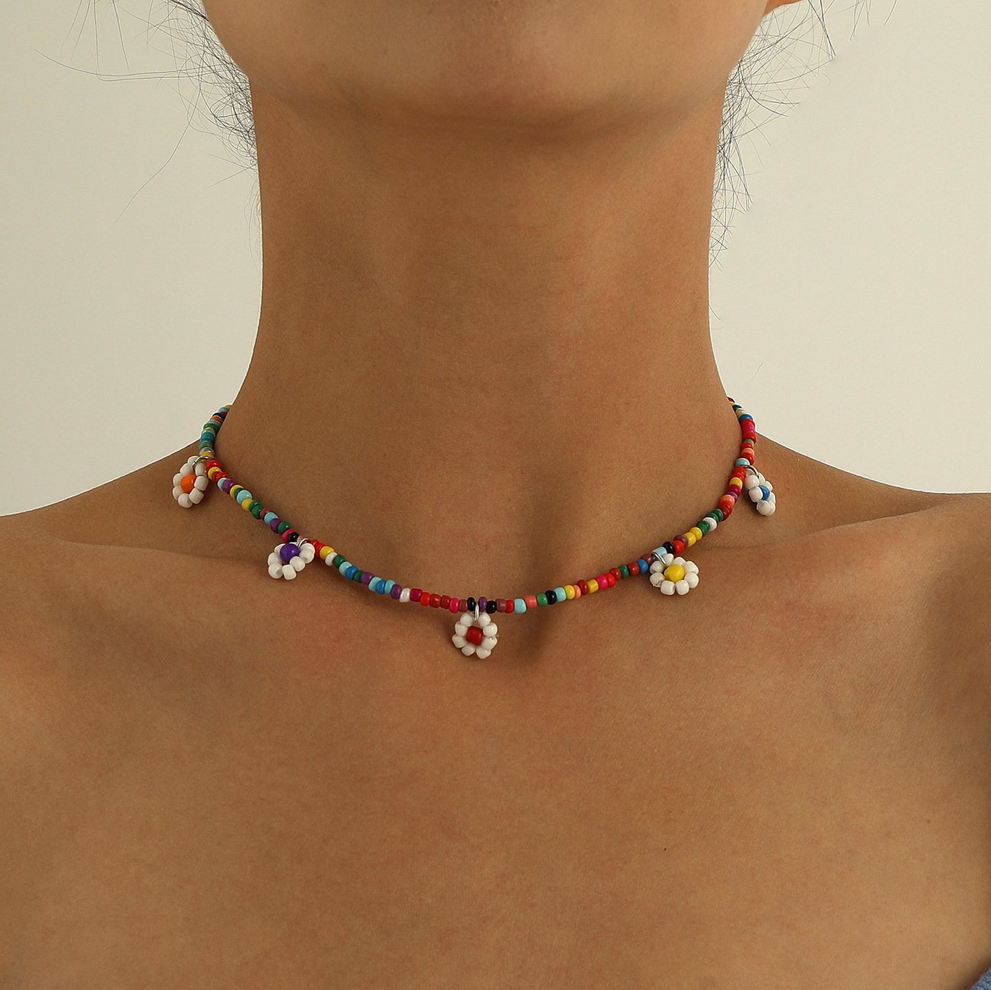 Jewelry Fashion Colorful Rice Beads Flower Pendant Necklace Female Simple Trendy Personality Popular Necklace