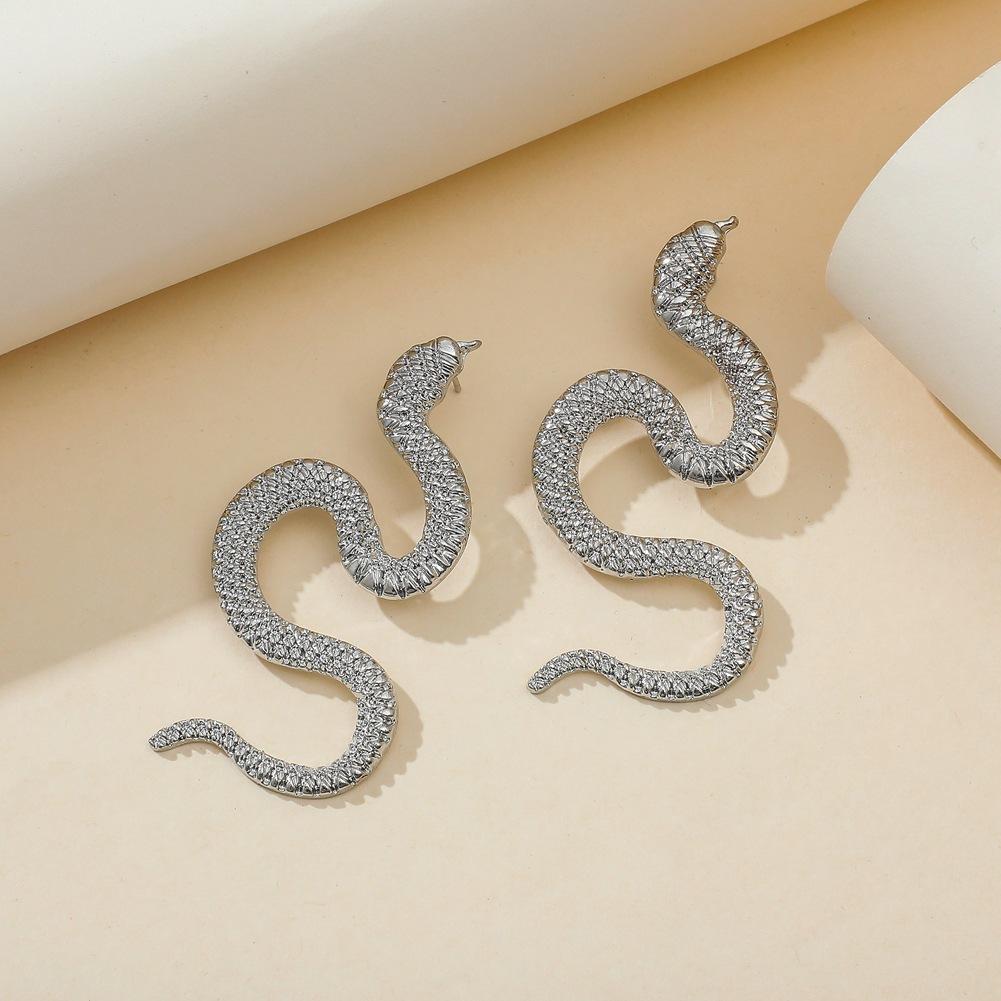 Explosive Snake Earrings Exaggerated Personality Metal Snake Element Trend Earrings Fashion Earrings