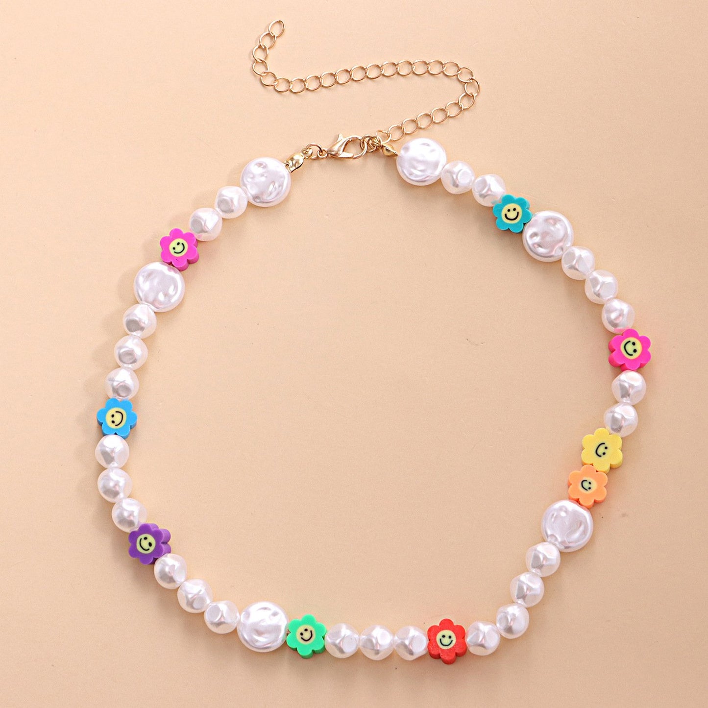 Jewelry Fashion Color Soft Pottery Flower Necklace Female Simple Geometric Short Shaped Pearl Necklace