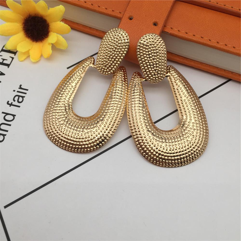 Popular exaggerated street shooting earrings night party prom earrings geometric square metal earrings stalls