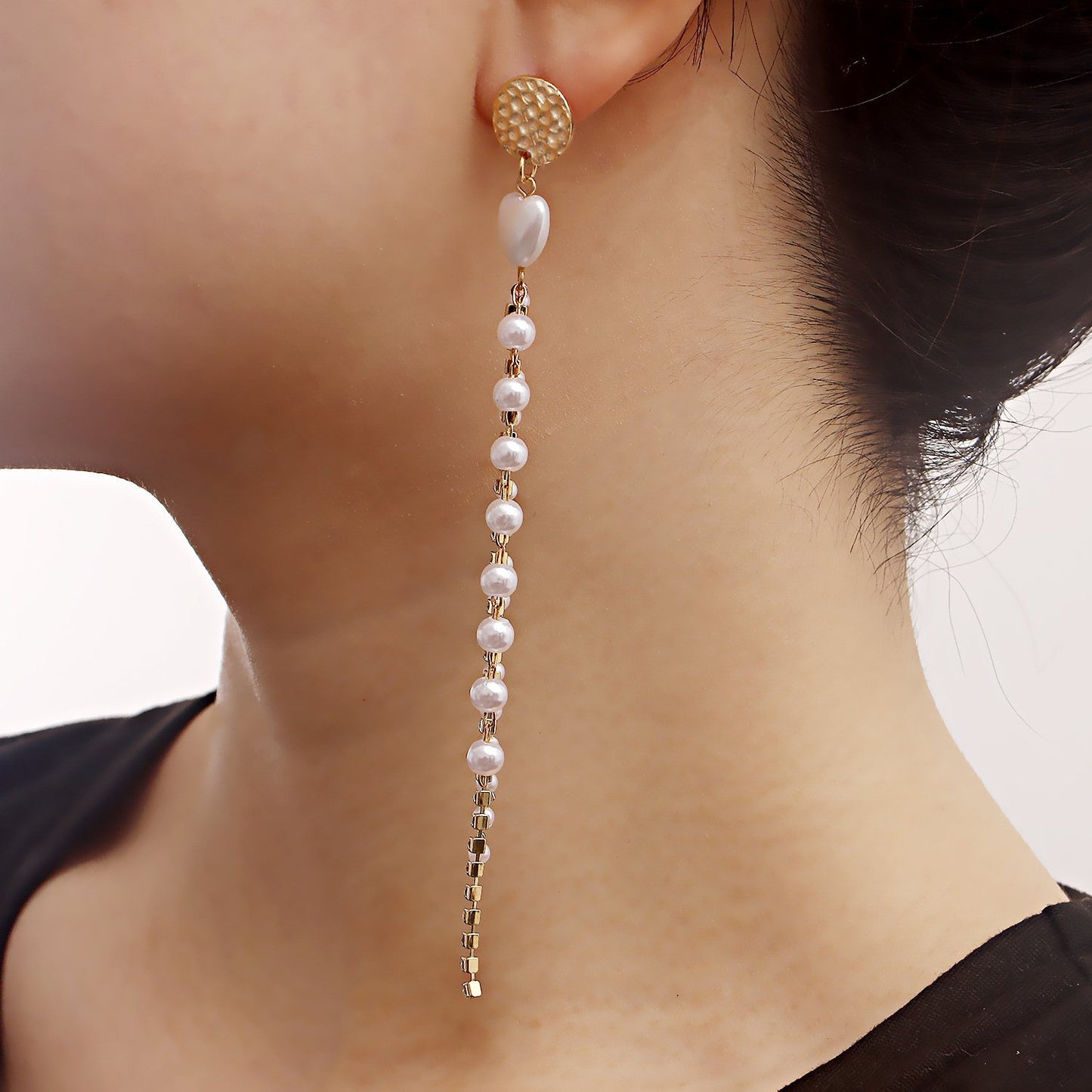 Jewelry long tassel imitation pearl claw diamond chain earrings female ins beaded earrings high-end niche