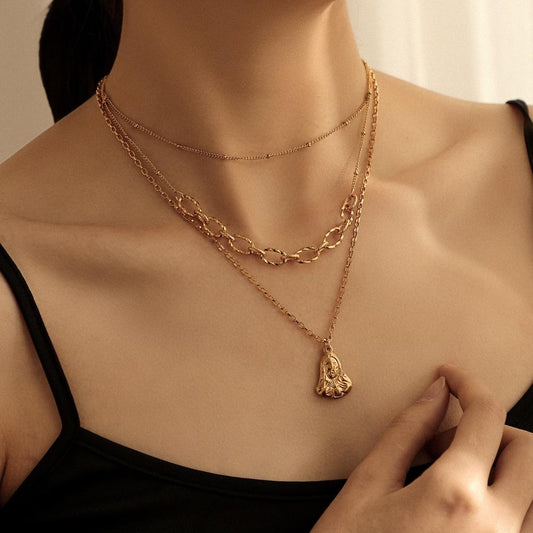 ins personalized fashion stainless steel three-layer stacked necklace portrait pendant light luxury niche clavicle chain accessories