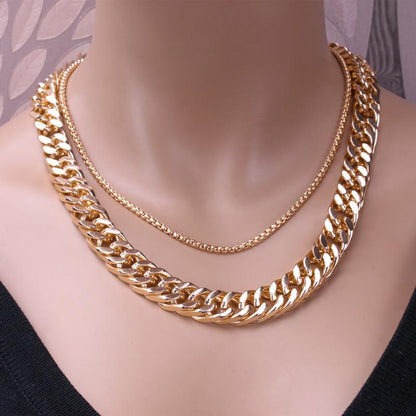 Simple multi-layer alloy necklace fashion street shooting twist chain mix and match double-layer short chain clavicle chain female