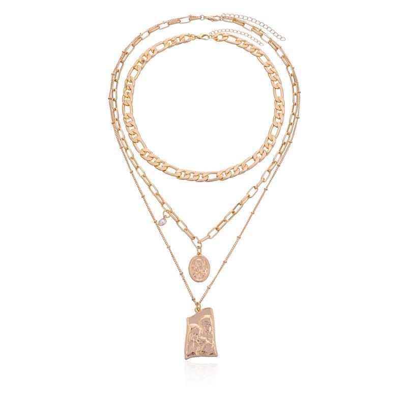Fashion Portrait Embossed Necklace Couple Hug Pendant Necklace Hip Hop Multilayer Metal Chain Clavicle Chain