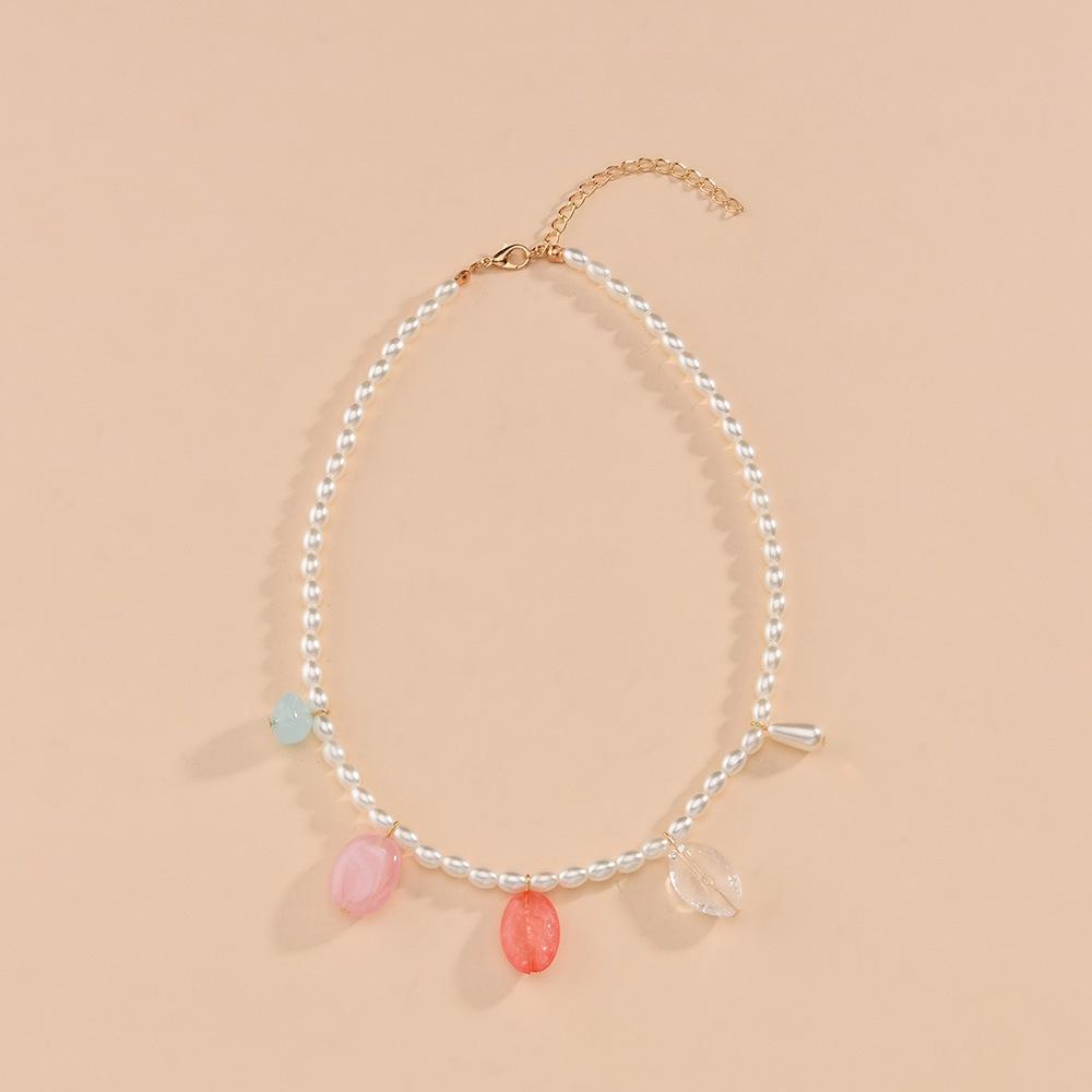 Fashion Geometric Oval Resin Acrylic Necklace Elegant Temperament Imitation Pearl Necklace Jewelry