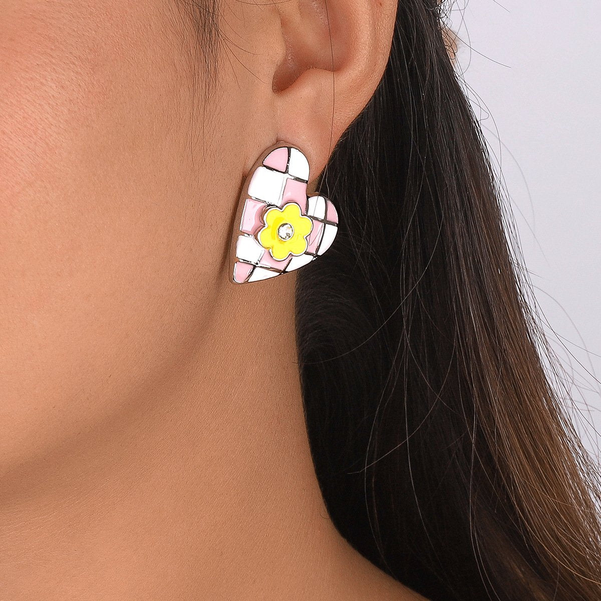 E1386 Sweet Love Flower Geometric Earrings Checkerboard Drip Oil Micro-Inlaid Girl Heart Internet Celebrity Earrings