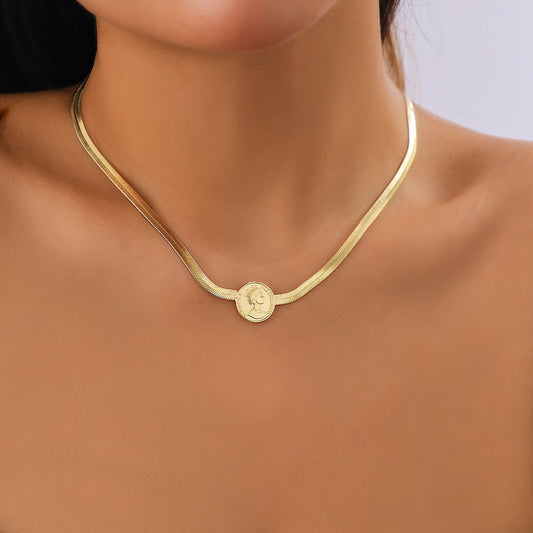 Jewelry Personality Metal Three-dimensional Necklace Retro Snake Bone Chain Portrait Pendant Stitching Necklace Female