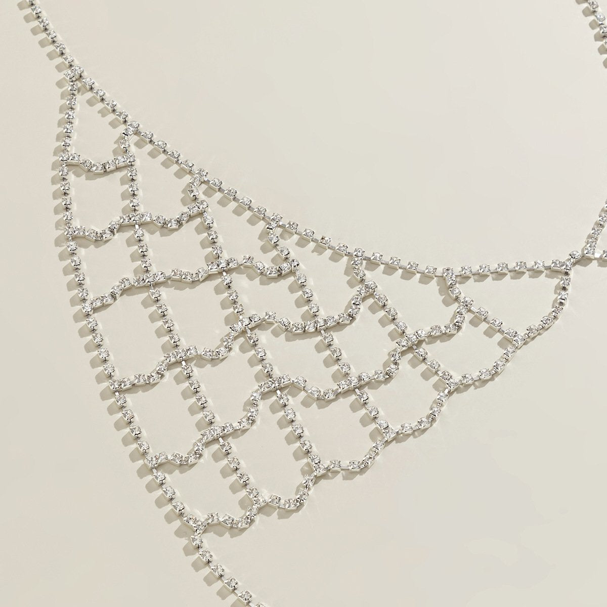 Jewelry Personalized Hollow Mesh Claw Chain Full Diamond Clothes Feminine Geometric Bikini Body Chain