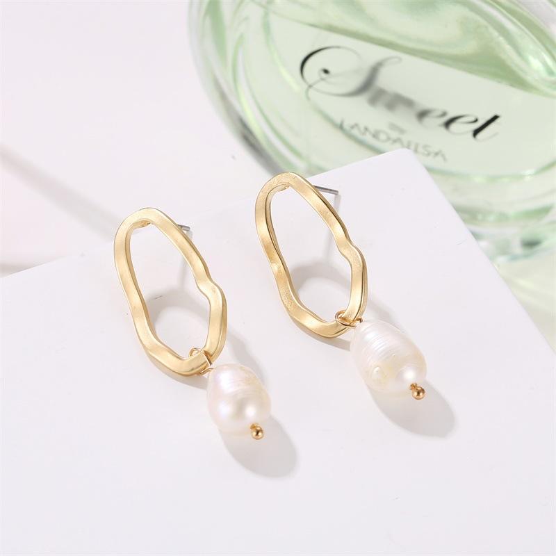 Earrings temperament imitation freshwater pearl earrings earrings irregular geometric sub-gold small fresh earrings