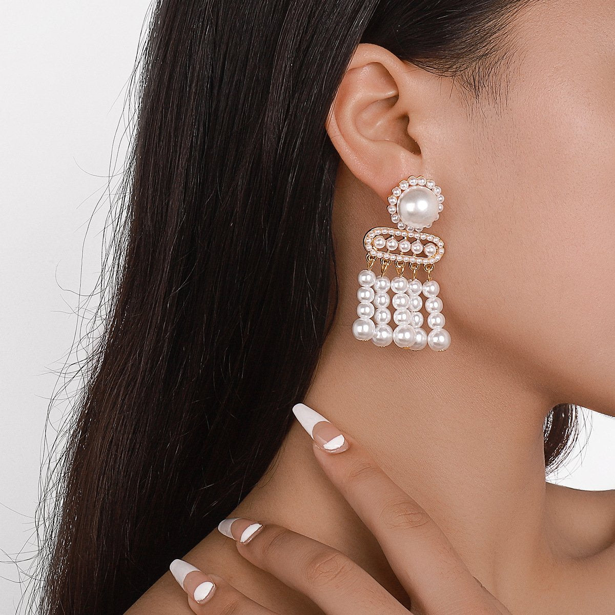 E149 Baroque Temperament Retro Earrings French Elegant Pearl Tassel Earrings Court Earrings