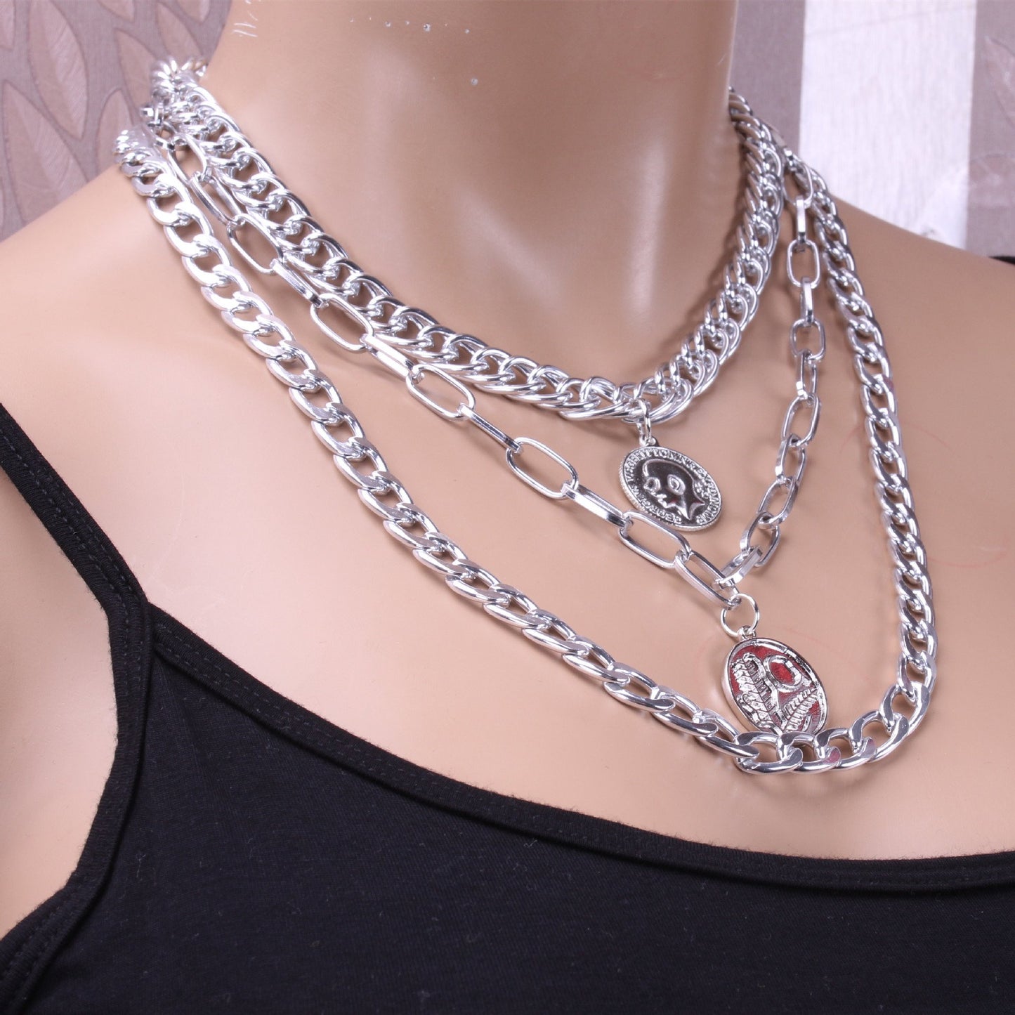 Jewelry Personality Round Card Coin Pendant Necklace Hip Hop Trendy People Image Multilayer Chain Necklace Female