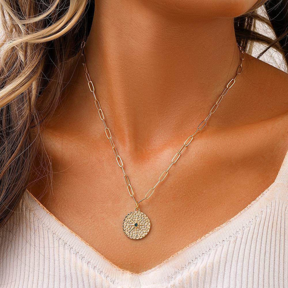 Fashion Ladies Metal Retro Star Coin Pendant Necklace Versatile Clavicle Chain Cross Chain