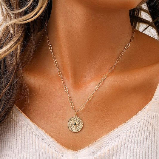 Fashion Ladies Metal Retro Star Coin Pendant Necklace Versatile Clavicle Chain Cross Chain