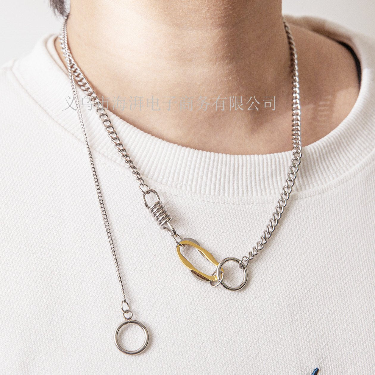 Ins cold geometric multi-layer clavicle chain titanium steel vacuum plated 18k real gold niche necklace female