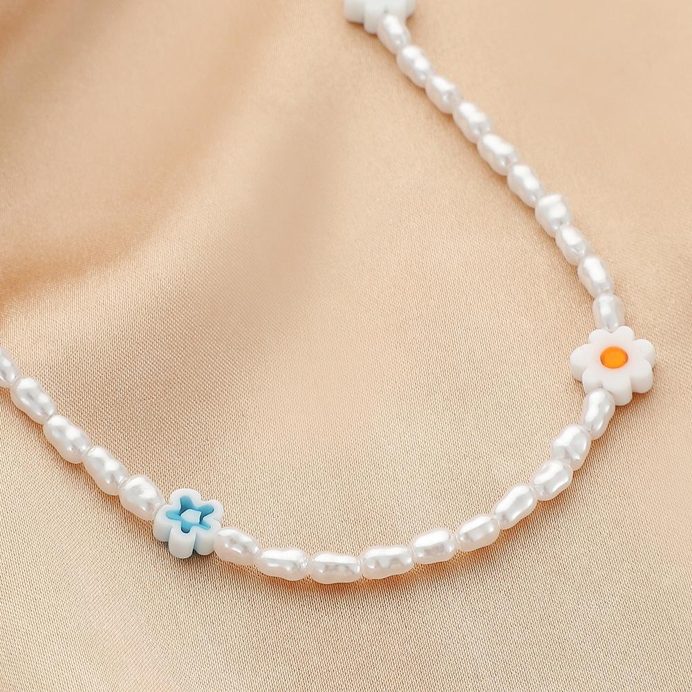 Fashion Personality Creative Handmade Baroque Small Flower Short Clavicle Chain Simple Pearl Necklace For Women