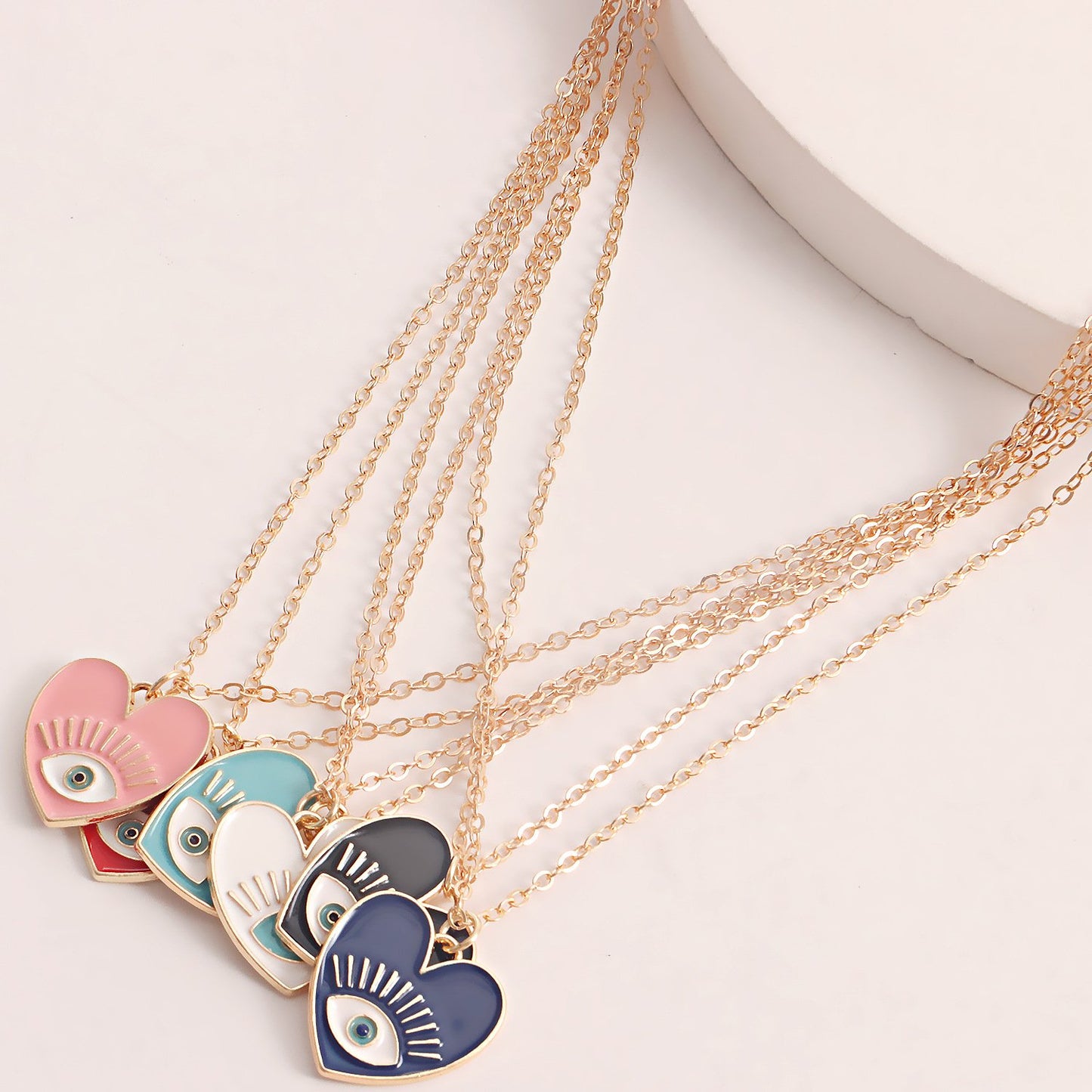 Jewelry Simple and Versatile Eye Pendant Necklace Female Personality Devil's Eye Fashion Love Necklace
