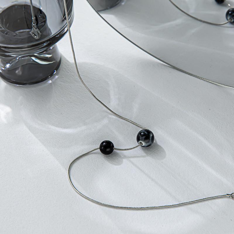 Sweet cool ins niche design black forest clavicle chain personality cold beaded necklace female