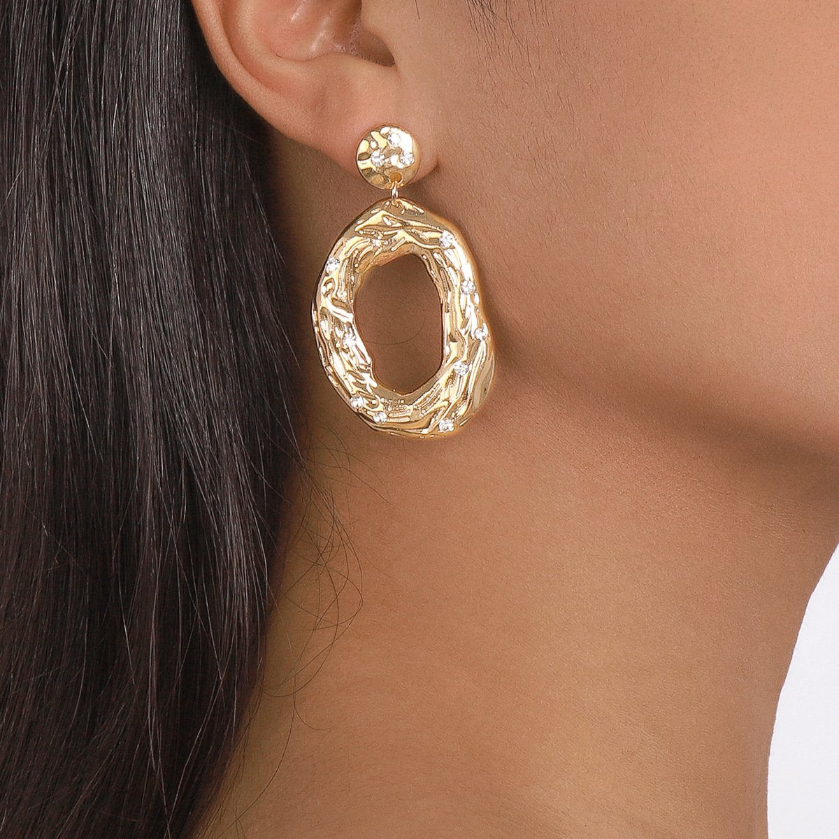 E1814 Retro Irregular Textured Earrings Female Baroque Micro-inlaid Rhinestone Metal Pop Earrings