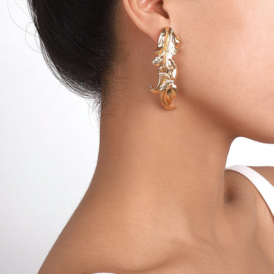 1611 Exaggerated Earrings Micro-inlaid Leaves Metallic Earrings Geometric Irregular Modern Earrings