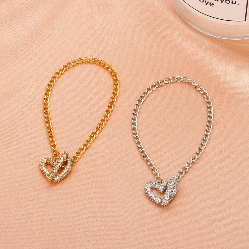 Ins minimalist love bracelet female retro fashion copper inlaid zircon heart-shaped OT buckle bracelet personalized jewelry female