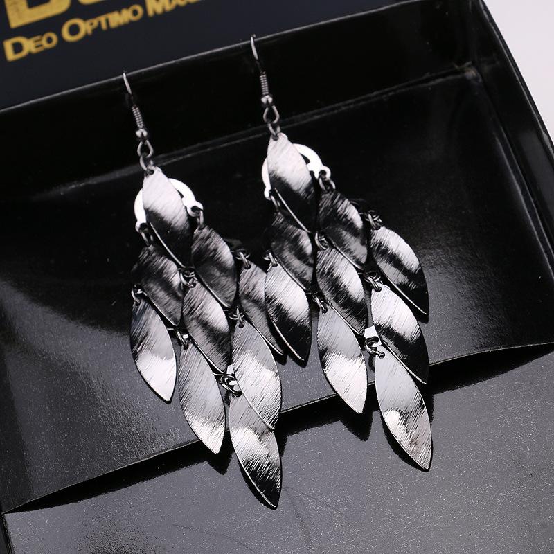 Atmospheric ethnic long string leaf-shaped brushed metal earrings