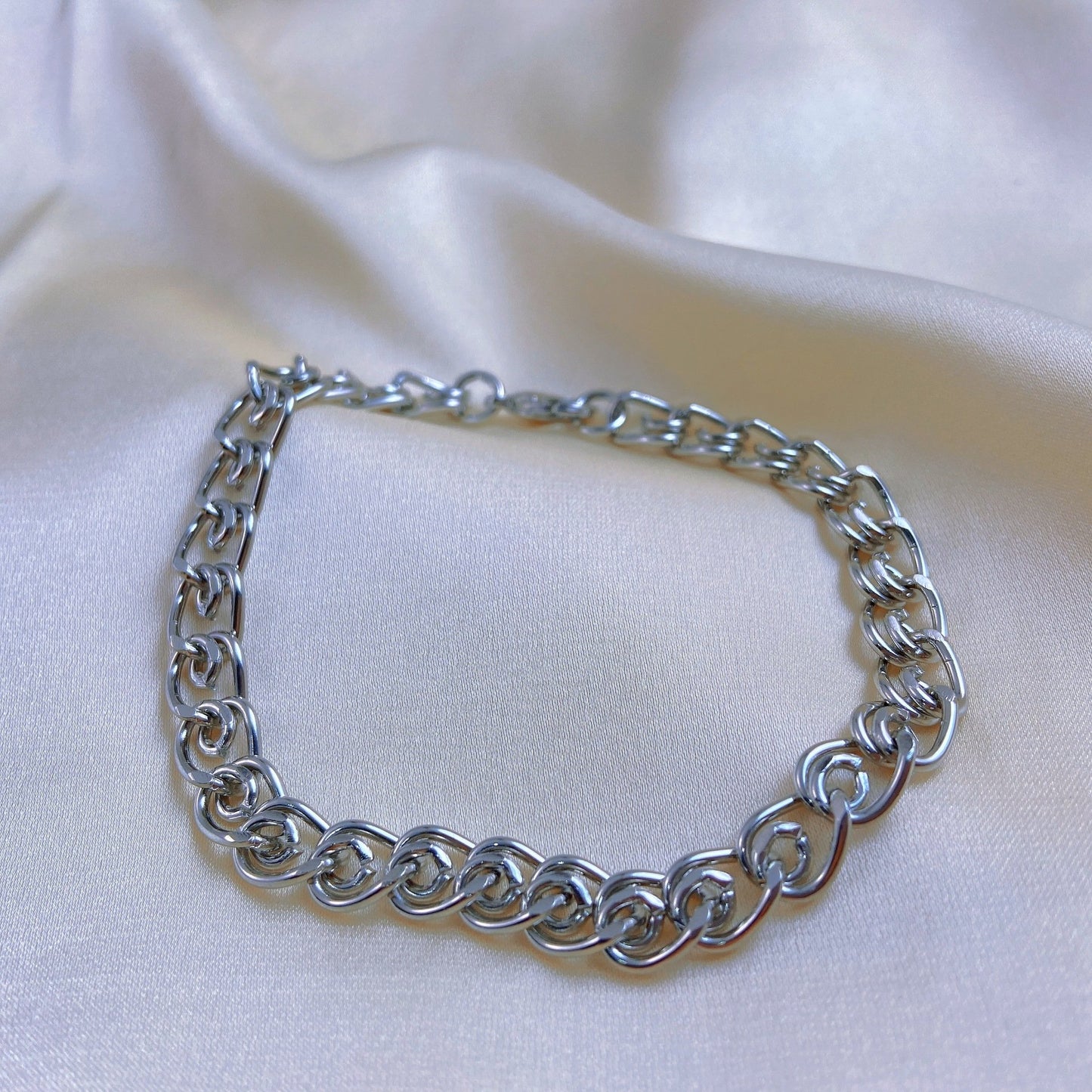 Simple and versatile thick chain men's bracelet personality single chain men's hand jewelry men