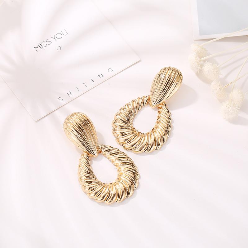 Jewelry alloy shell corrugated earrings women's drop-shaped threaded metal earrings