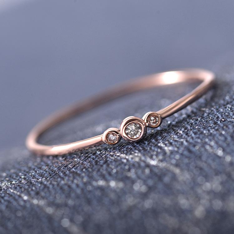 Elegant and simple inlaid three diamond copper zircon knuckle ring jewelry