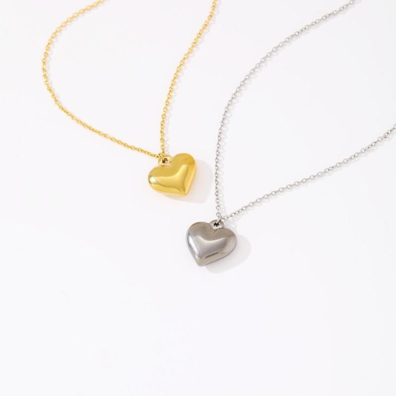 Love necklace ins design sense retro love collarbone chain female