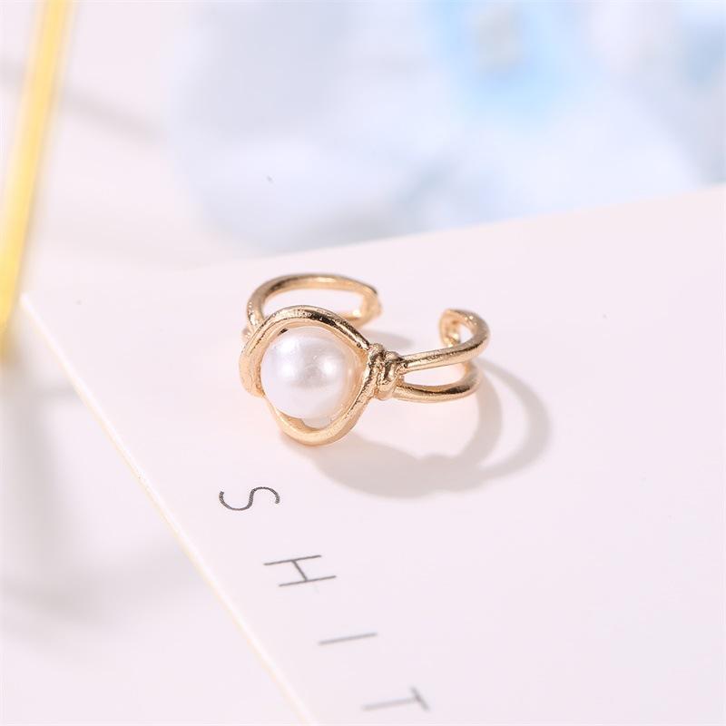 Fashion sweet earrings single simple pearl ear bone clip personality knotted no ear piercing women's ear clip ear buckle