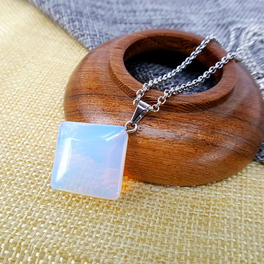 Geometric Pendulum Faceted Crystal Necklace Creative Pendant Natural Stone Necklace Accessories Accessories