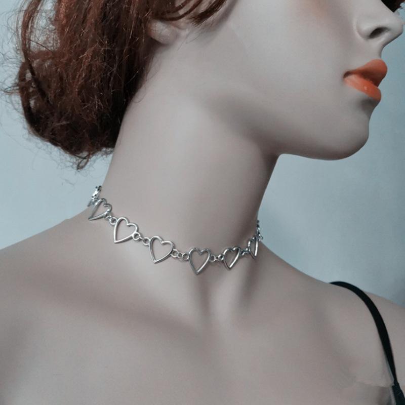 Jewelry Geometric Creative Necklace Female Simple Heart Shaped Hollow Chain Necklace Clavicle Chain Female